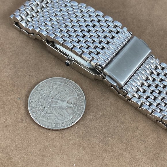 Vintage Stunning Victoria Wick Beverly Hills Crystal Watch - Picture 6 of 8